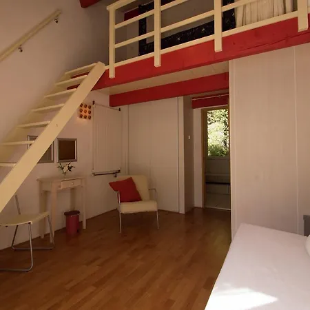 Villa - Regusse Βίλα Moissac